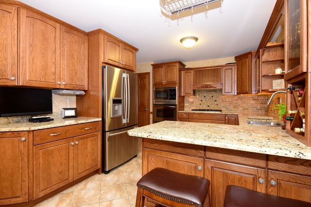 1177 Chesapeake Ct, Bartlett, IL 60103 photo 8