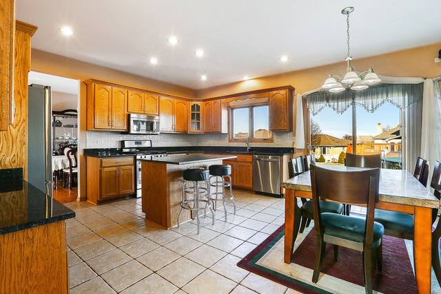 421 4th St, Lemont, IL 60439 photo 14