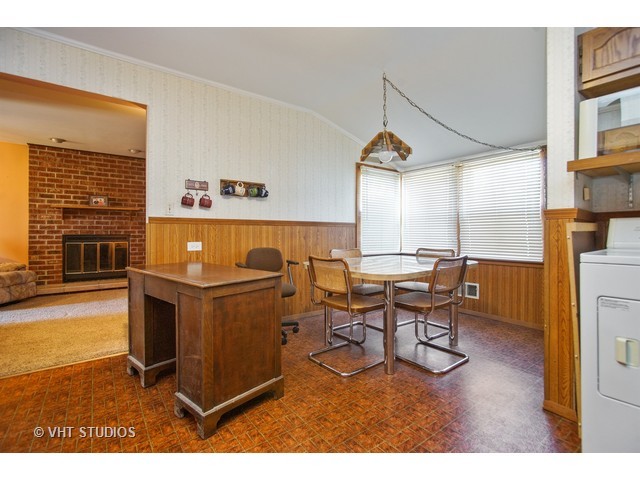 3101 Dove Ct, Rolling Meadows, IL 60008 photo 4