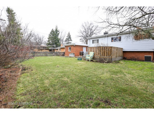 458 E Park Ave, Elmhurst, IL 60126 photo 21