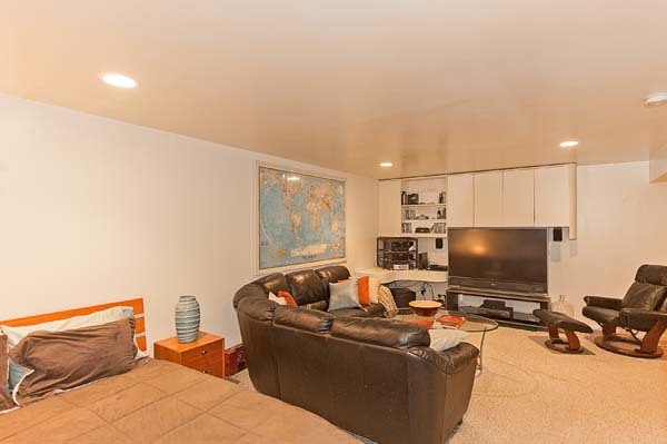 953 Forest Ave, Deerfield, IL 60015 photo 21