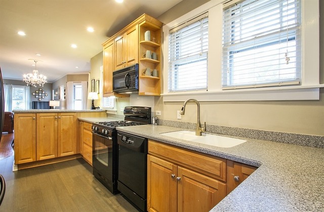 2335 Glenview Rd, Glenview, IL 60025 photo 3