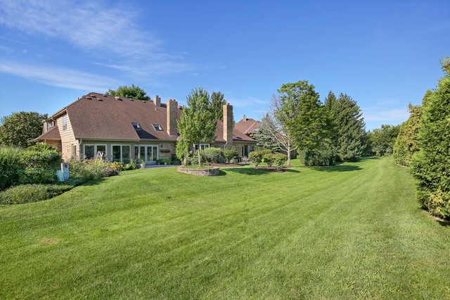 26 Pine Tree Ln, Burr Ridge, IL 60527 photo 25
