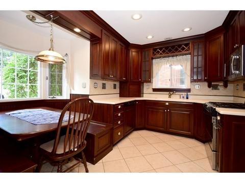458 Kent Rd, Riverside, IL 60546 photo 8