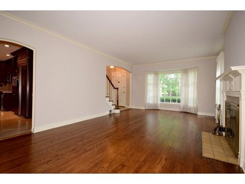 458 Kent Rd, Riverside, IL 60546 photo 3