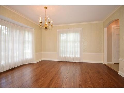 458 Kent Rd, Riverside, IL 60546 photo 6