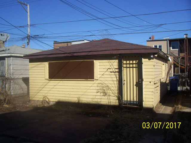 7341 S Champlain Ave, Chicago, IL 60619 photo 13