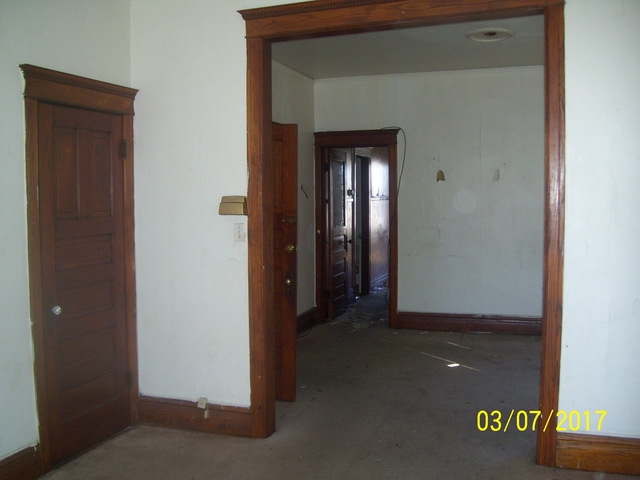 7341 S Champlain Ave, Chicago, IL 60619 photo 9