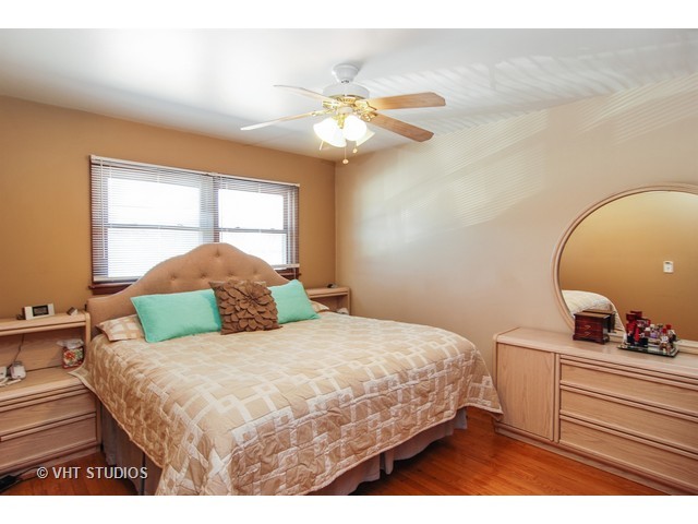 5950 W Maple Ave, Berkeley, IL 60163 photo 7