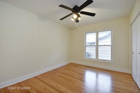 850 Heather Ln, Hoffman Estates, IL 60169 photo 14
