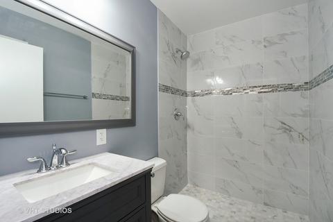 850 Heather Ln, Hoffman Estates, IL 60169 photo 13