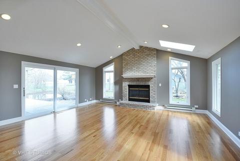850 Heather Ln, Hoffman Estates, IL 60169 photo 10