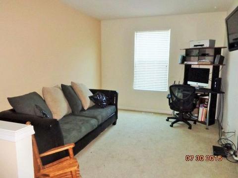 266 Devoe Dr, Oswego, IL 60543 photo 2