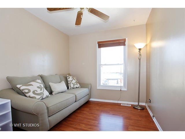 151 Mayer Ave, Wheeling, IL 60090 photo 7