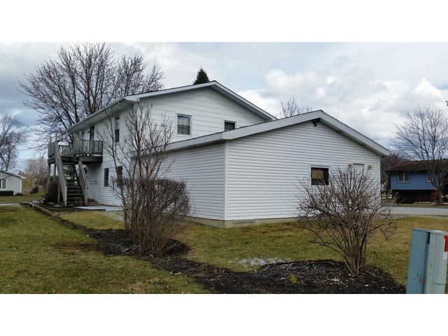 151 Mayer Ave, Wheeling, IL 60090 photo 15