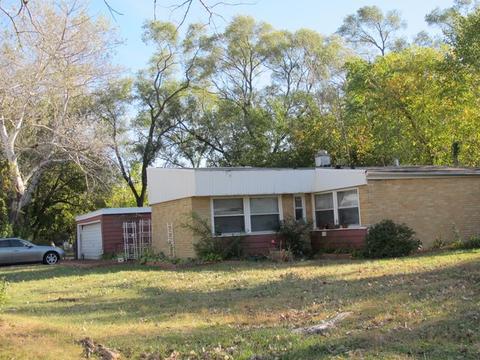 15235 Parkside Dr, Markham, IL 60428 photo 3