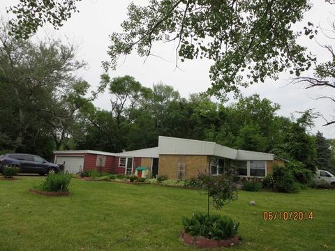 15235 Parkside Dr, Markham, IL 60428 photo 2