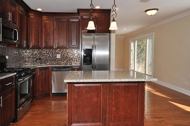 110 Pleasant St, Hoffman Estates, IL 60169 photo 15
