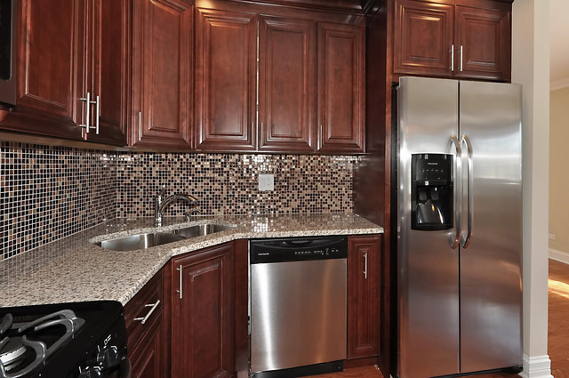 110 Pleasant St, Hoffman Estates, IL 60169 photo 13