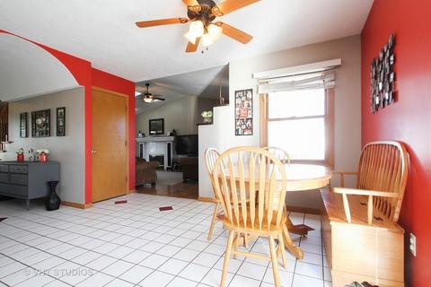 5873 Southdown Ln, Roscoe, IL 61073 photo 6
