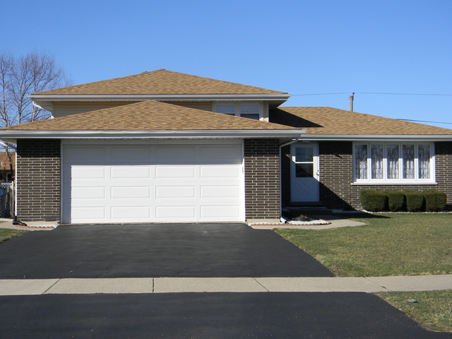 7928 W 81st St, Bridgeview, IL 60455 photo 1
