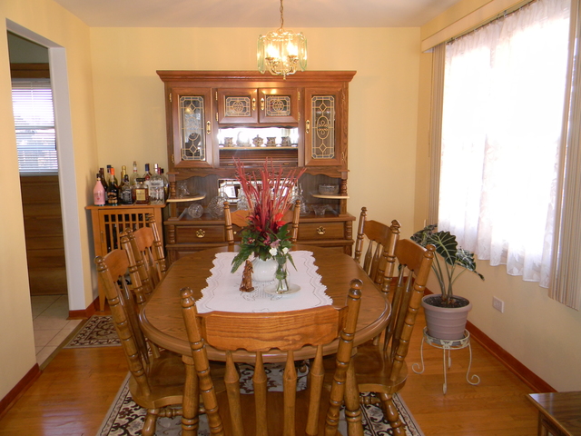 7928 W 81st St, Bridgeview, IL 60455 photo 5