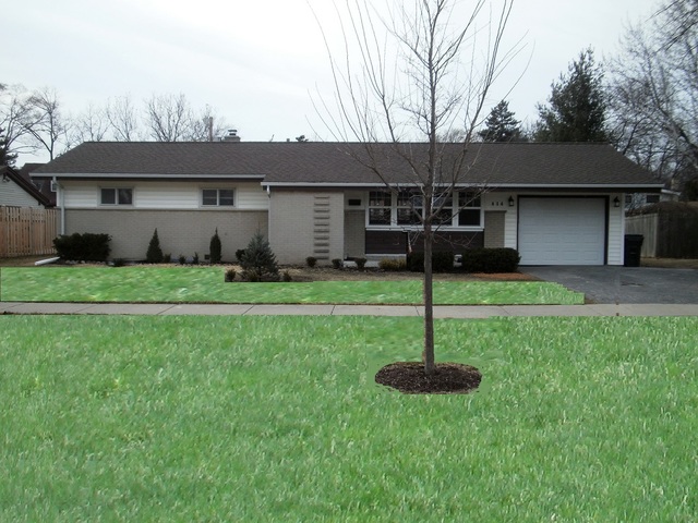 414 Washington Rd, Glenview, IL 60025 photo 2
