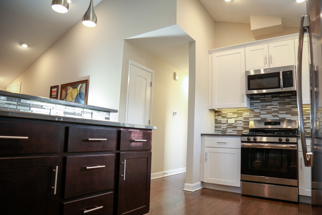 414 Washington Rd, Glenview, IL 60025 photo 14