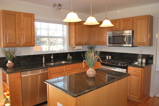 2730 Cavalcade Ct, Aurora, IL 60503 photo 3