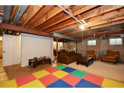 26 W074 Blackhawk Dr, Wheaton, IL 60189 photo 10