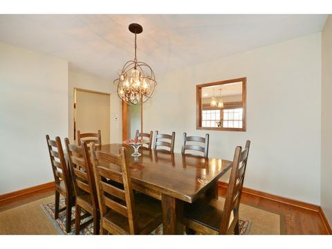 26 W074 Blackhawk Dr, Wheaton, IL 60189 photo 8
