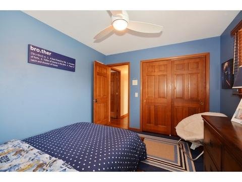 26 W074 Blackhawk Dr, Wheaton, IL 60189 photo 17