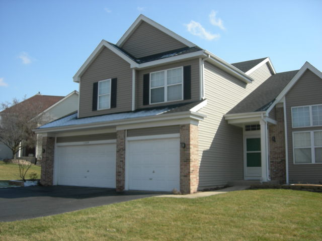 1349 Vernon Ln, Bartlett, IL 60103 photo 2