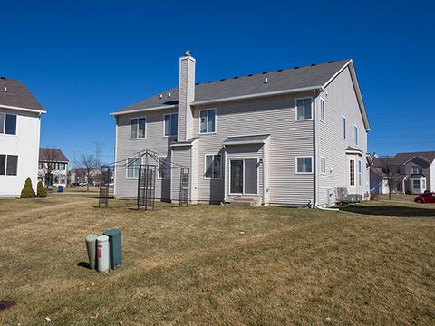 210 Lillian Pl, Bartlett, IL 60103 photo 23