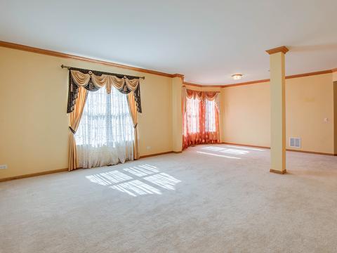 210 Lillian Pl, Bartlett, IL 60103 photo 4
