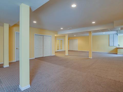 210 Lillian Pl, Bartlett, IL 60103 photo 20