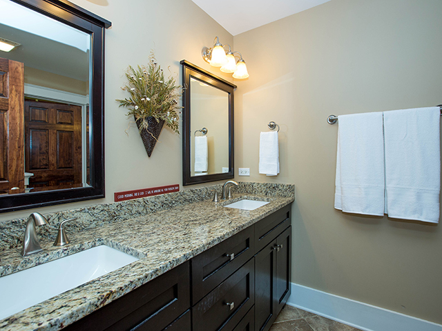 1106 Delles Rd, Wheaton, IL 60189 photo 13