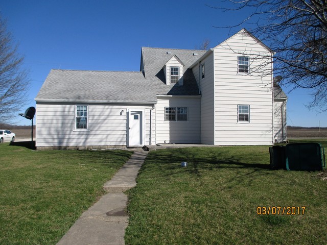 905 E Grinter Rd, Mazon, IL 60444 photo 2