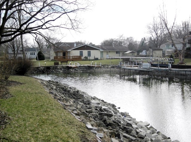 608 Mchenry Ave, Mchenry, IL 60050 photo 26