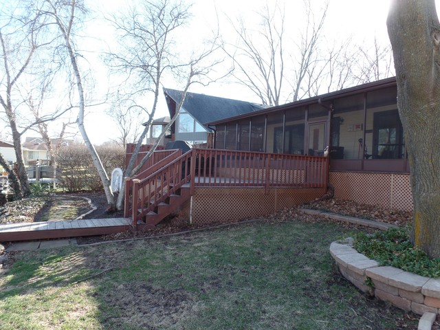 608 Mchenry Ave, Mchenry, IL 60050 photo 30