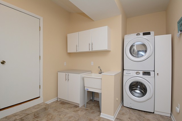 608 Mchenry Ave, Mchenry, IL 60050 photo 20