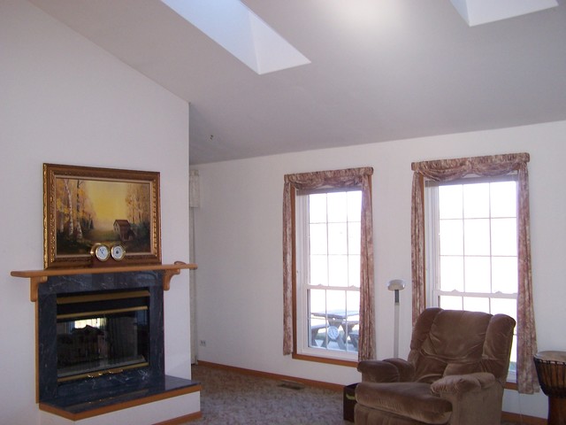 325 Brittany Trl, Elgin, IL 60120 photo 5