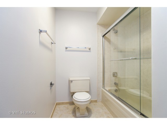 3395 Coventry Ct, Hoffman Estates, IL 60067 photo 13