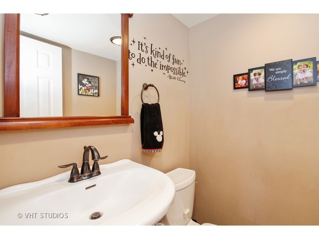 208 E Bailey Rd #H, Naperville, IL 60565 photo 8