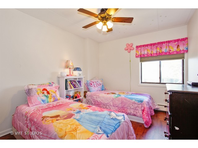 208 E Bailey Rd #H, Naperville, IL 60565 photo 6