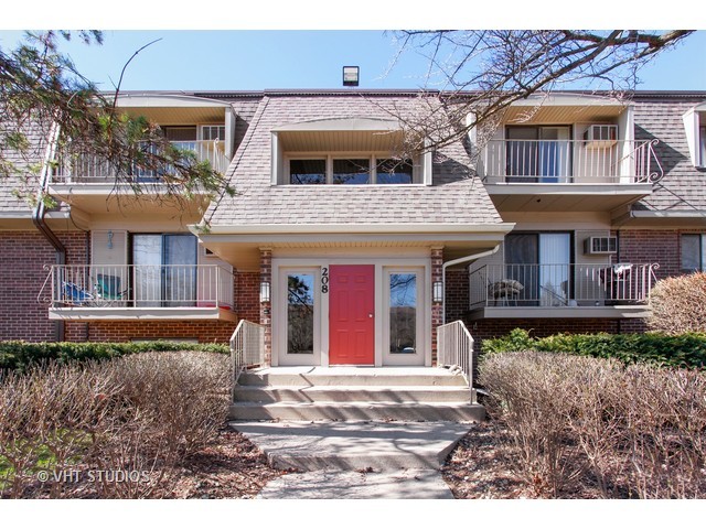 208 E Bailey Rd #H, Naperville, IL 60565 photo 1