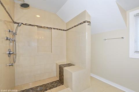 801 Laurel Ave, Des Plaines, IL 60016 photo 18
