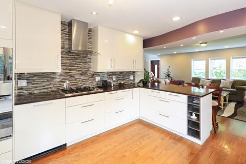 801 Laurel Ave, Des Plaines, IL 60016 photo 9