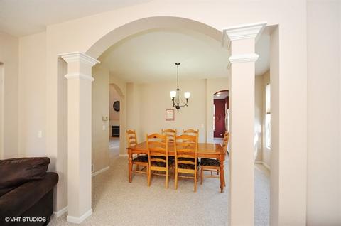 2910 Glenarye Dr, Lindenhurst, IL 60046 photo 5