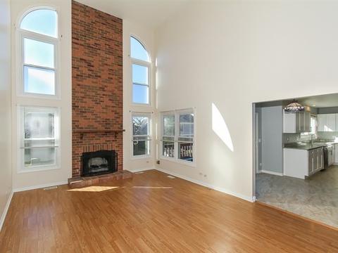 1065 Willoby Ln, Elgin, IL 60120 photo 12